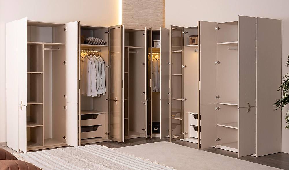 Viral Ankleidzimmer 12 Türig