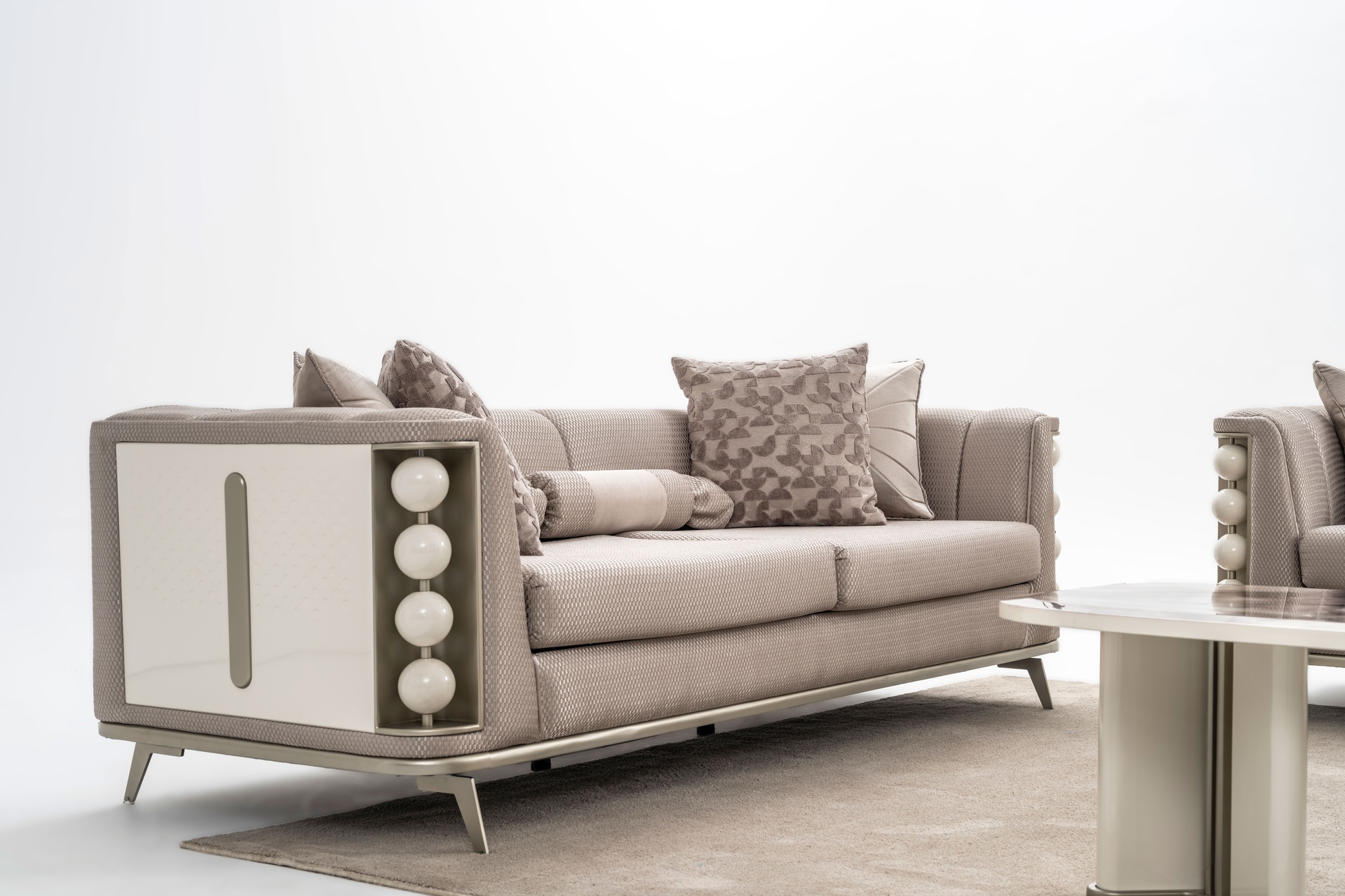Mona Lisa Sofa