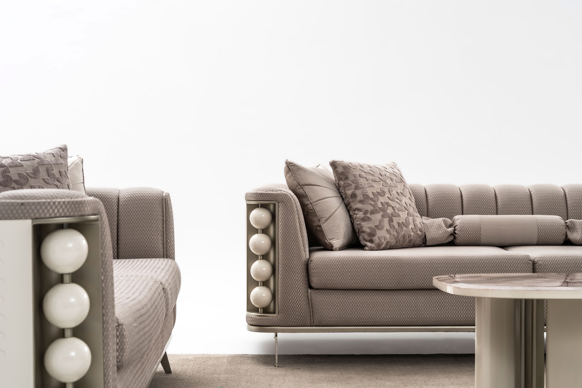 Mona Lisa Sofa